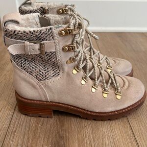 Sam Edelman Women's Beige Lace-Up Ankle Boots size 8 NEW
